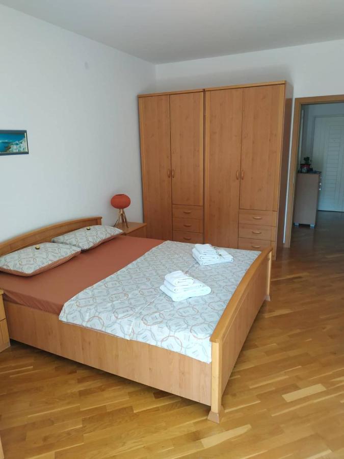 Lägenhet Monterus With Sea View In Becici *